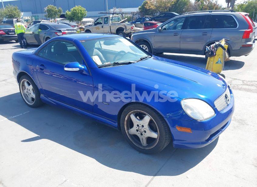 2001 Mercedes-benz Slk 320 (VIN WDBKK65F01F218732) main photo