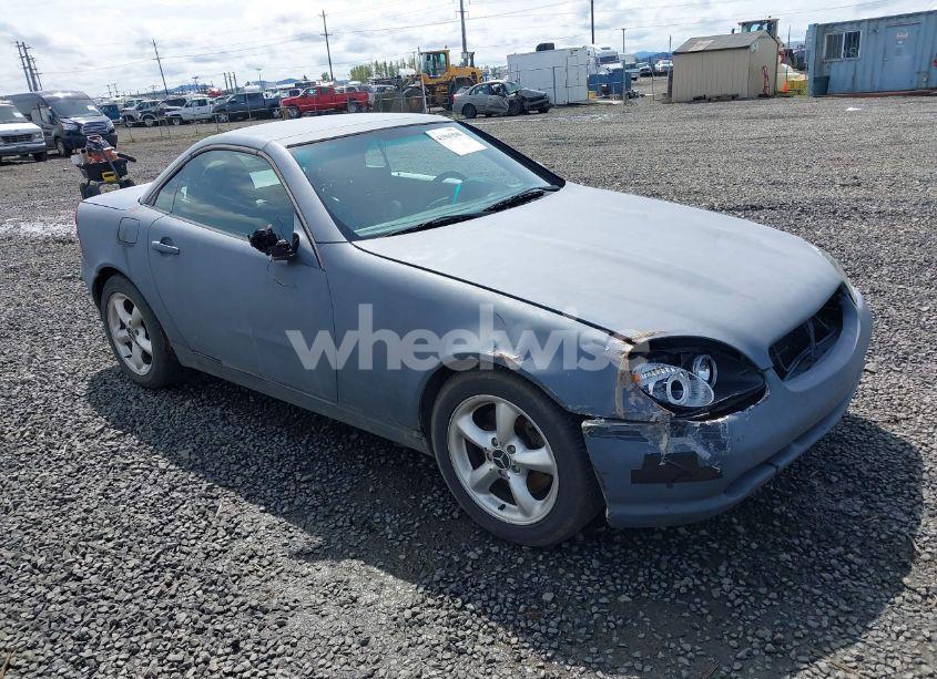 2003 Mercedes-benz Slk 320 (VIN WDBKK65F63F282132) main photo