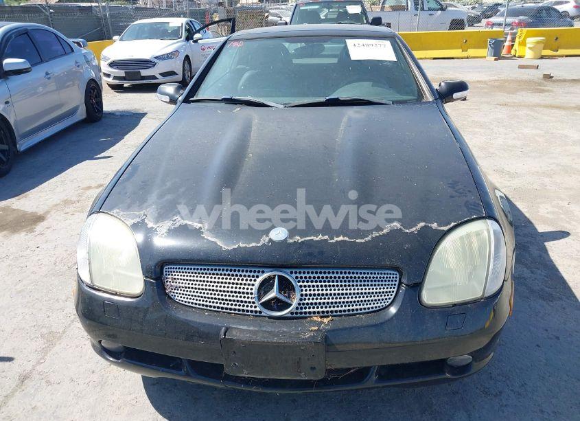 Photo 6 of 2001 Mercedes-benz Slk 320 (VIN WDBKK65FX1F181995)