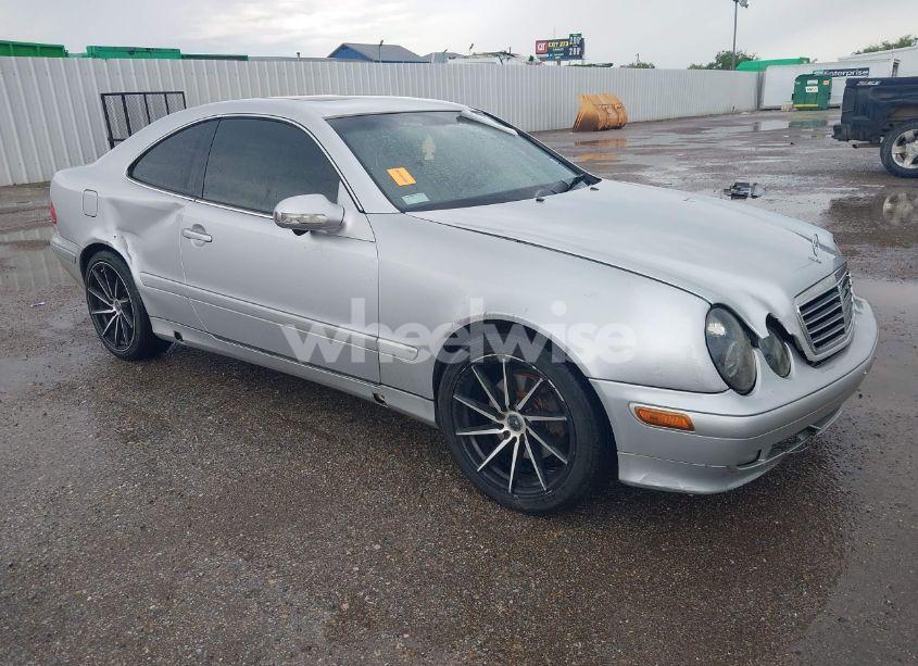 2001 Mercedes-benz Clk 320 (VIN WDBLJ65G31F190943) main photo