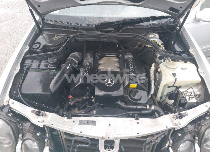 Photo 10 of 2001 Mercedes-benz Clk 320 (VIN WDBLJ65G31F190943)