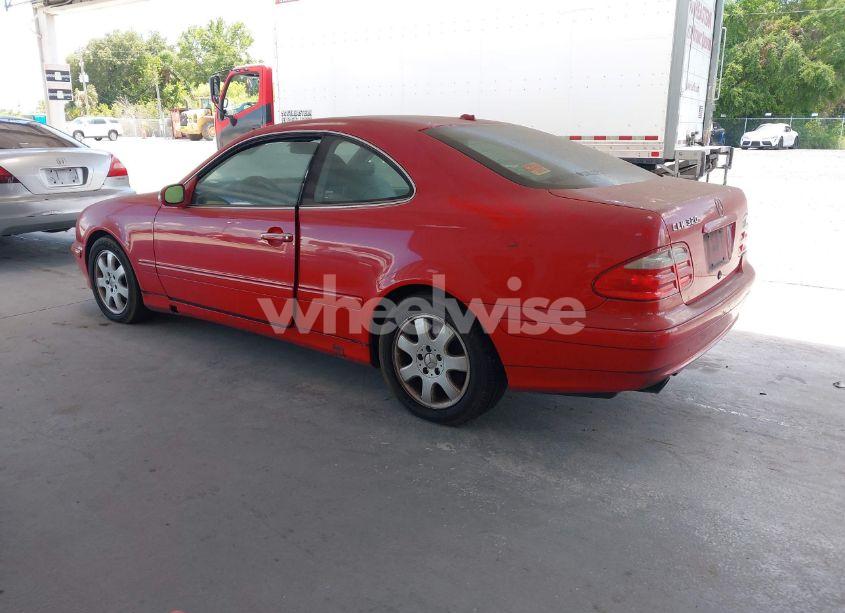 Photo 3 of 2000 Mercedes-benz Clk 320 (VIN WDBLJ65G9YF139408)