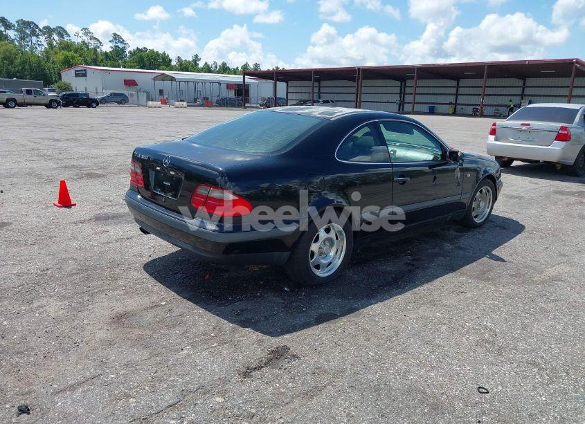 Photo 4 of 1998 Mercedes-benz Clk 320 (VIN WDBLJ65GXWF026693)