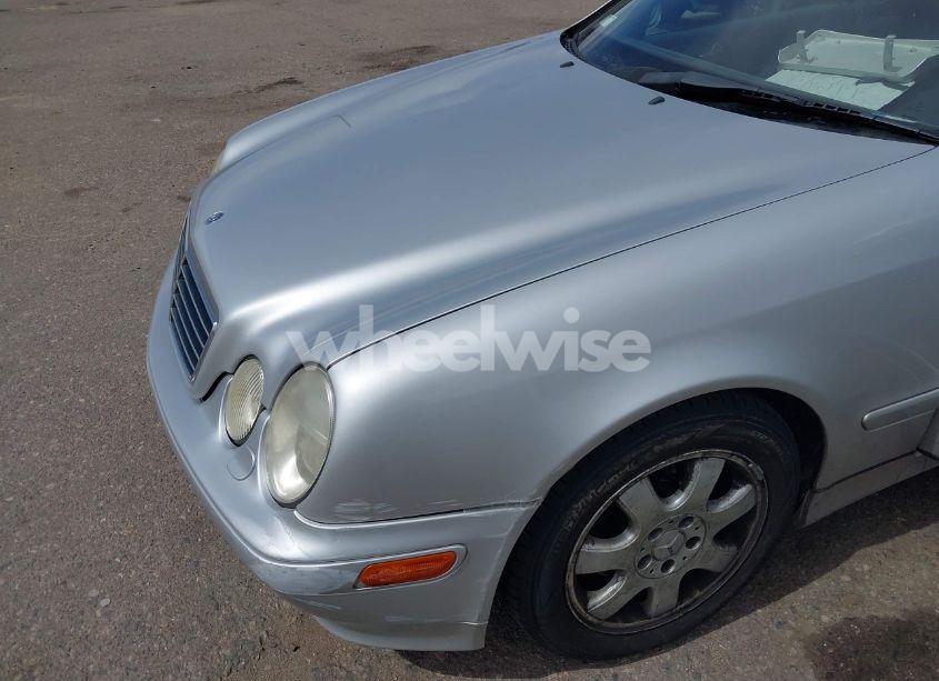 Photo 6 of 2003 Mercedes-benz Clk 320 (VIN WDBLK65G23T144294)