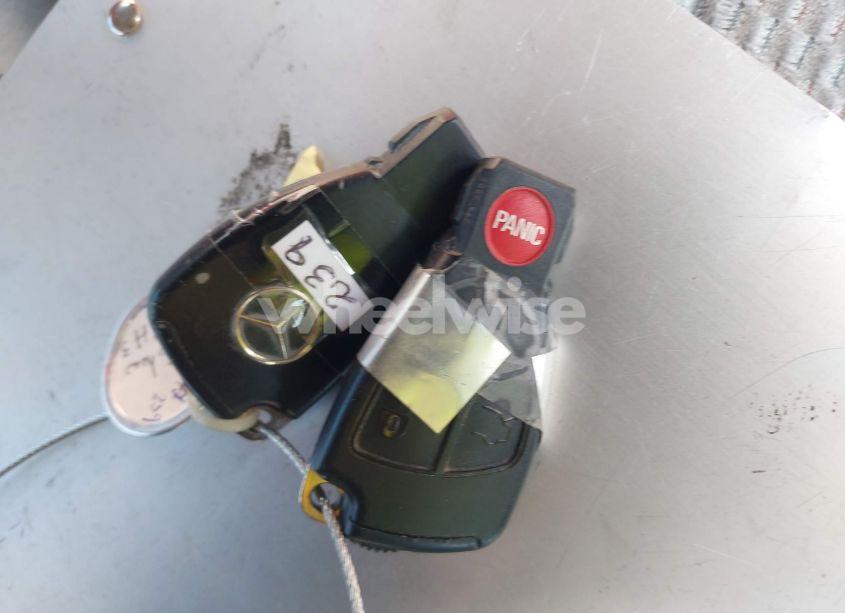 Photo 11 of 2003 Mercedes-benz Clk 320 (VIN WDBLK65G33T133403)