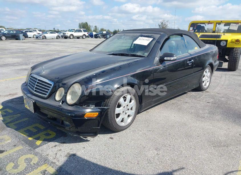Photo 2 of 2003 Mercedes-benz Clk 320 (VIN WDBLK65G33T133403)