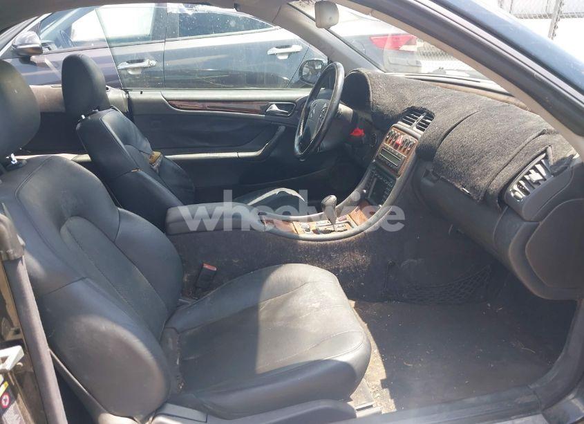 Photo 5 of 2003 Mercedes-benz Clk 320 (VIN WDBLK65G33T143445)