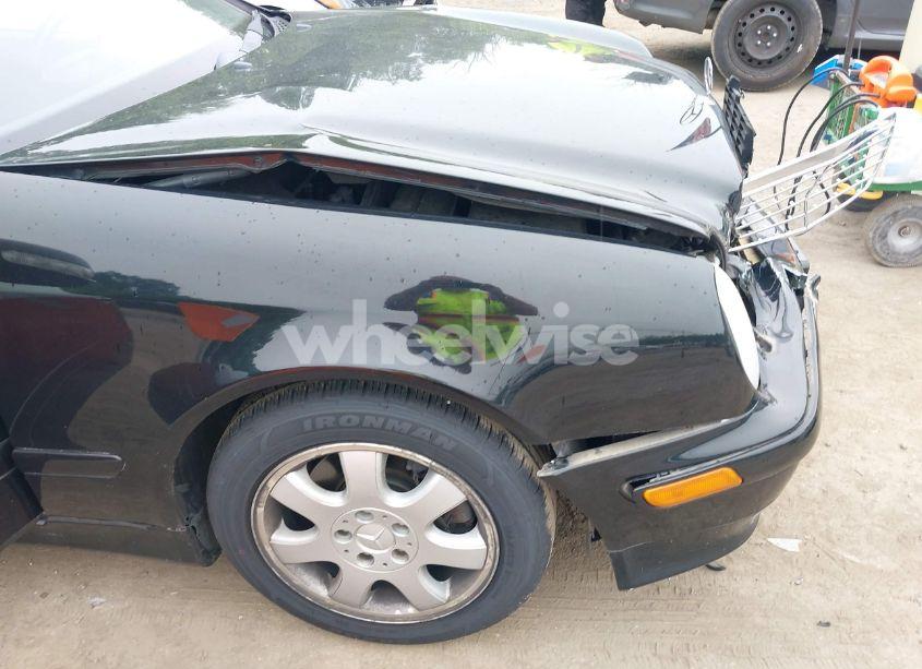 Photo 12 of 2000 Mercedes-benz Clk 320 (VIN WDBLK65G4YT044091)