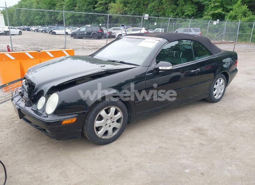 Photo 2 of 2000 Mercedes-benz Clk 320 (VIN WDBLK65G4YT044091)