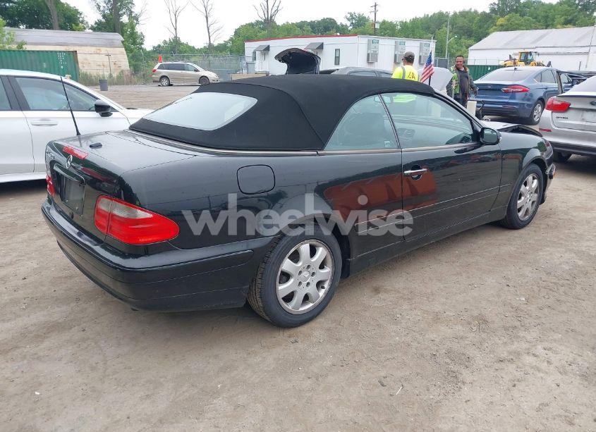 Photo 4 of 2000 Mercedes-benz Clk 320 (VIN WDBLK65G4YT044091)