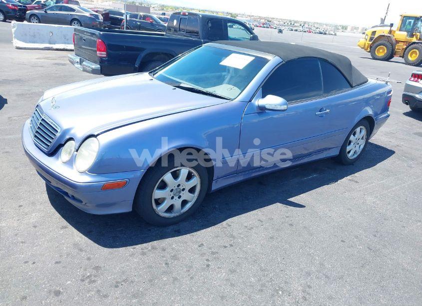 Photo 2 of 2000 Mercedes-benz Clk 320 (VIN WDBLK65G8YT052596)