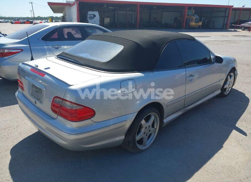 Photo 4 of 2003 Mercedes-benz Clk 430 (VIN WDBLK70G73T141307)