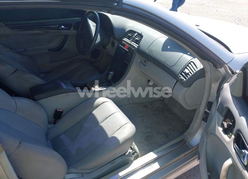 Photo 5 of 2003 Mercedes-benz Clk 430 (VIN WDBLK70G73T141307)