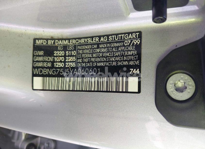 Photo 9 of 2000 Mercedes-benz S 500 (VIN WDBNG75J5YA060601)