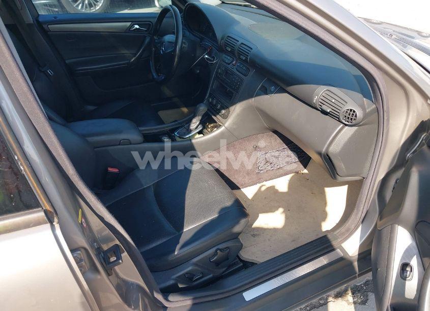Photo 5 of 2004 Mercedes-benz C 230 KOMPRESSOR SPORT/SPORT (VIN WDBRF40J24A594806)