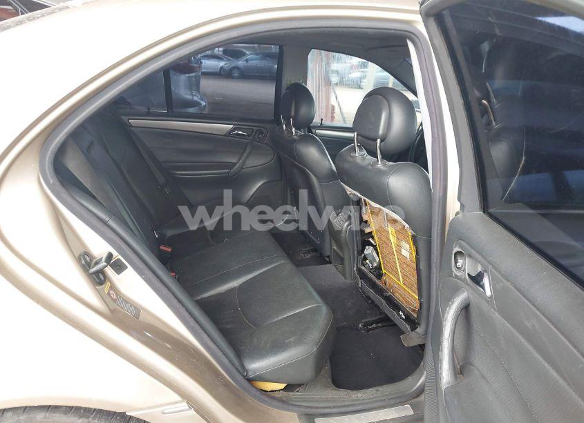 Photo 8 of 2004 Mercedes-benz C 230 (VIN WDBRF40J34F524718)