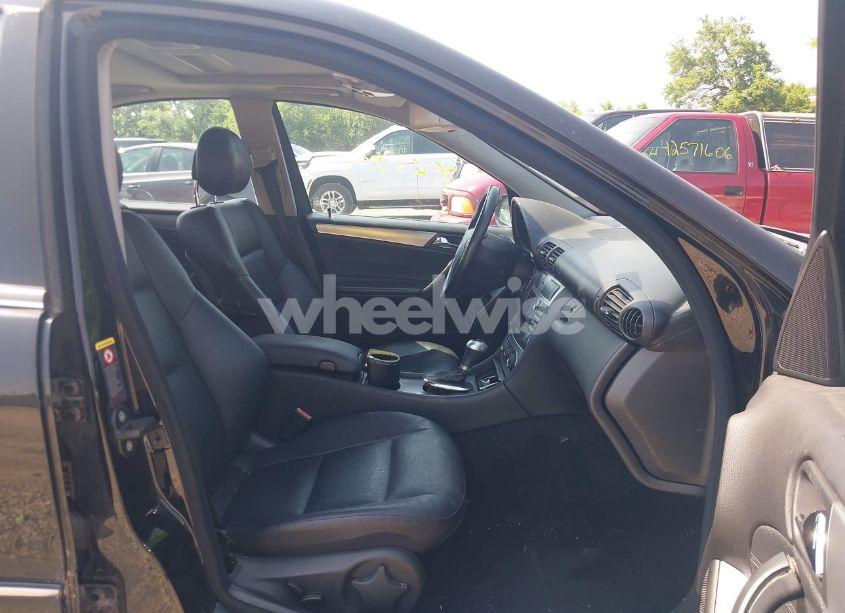 Photo 5 of 2005 Mercedes-benz C 230 KOMPRESSOR SPORT (VIN WDBRF40J35F646514)