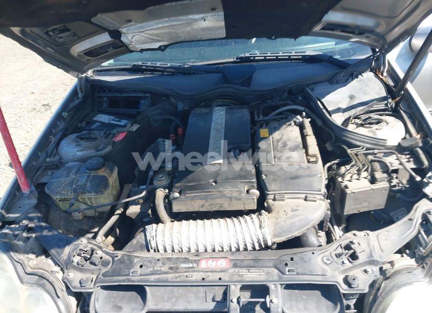 Photo 10 of 2005 Mercedes-benz C 230 KOMPRESSOR SPORT (VIN WDBRF40J45F724055)