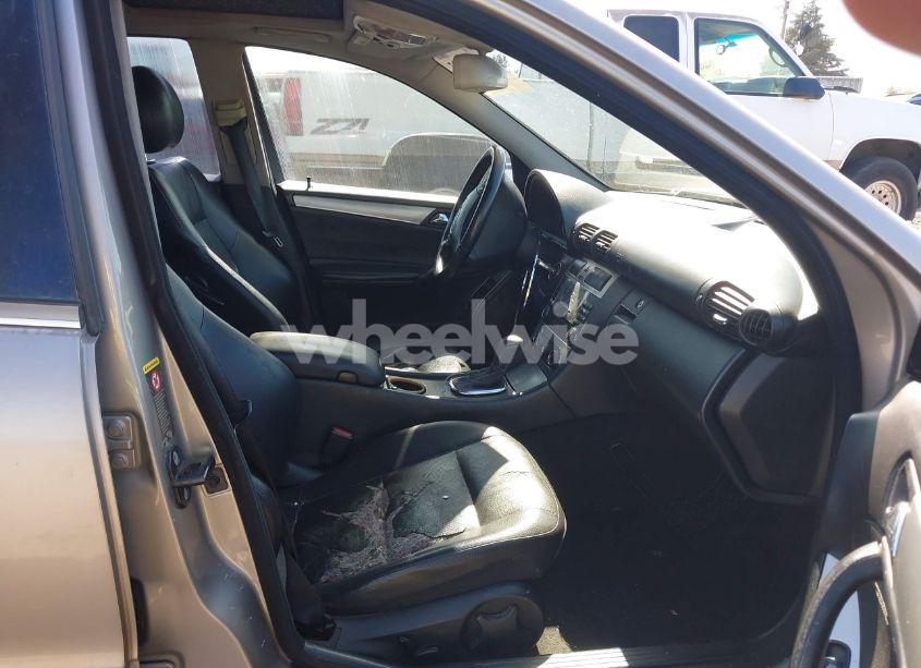 Photo 5 of 2005 Mercedes-benz C 230 KOMPRESSOR SPORT (VIN WDBRF40J45F724055)