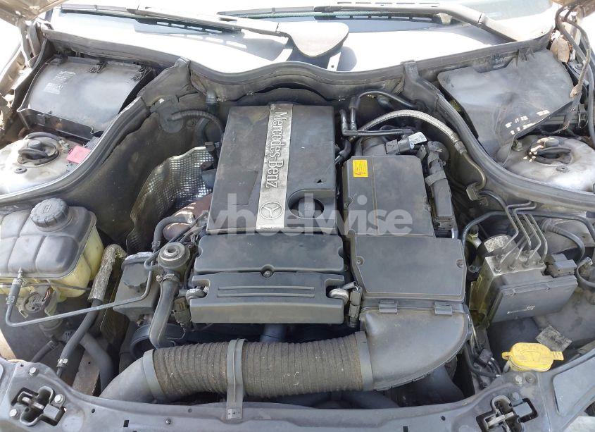 Photo 10 of 2004 Mercedes-benz C 230 KOMPRESSOR SPORT/SPORT (VIN WDBRF40J64F508593)