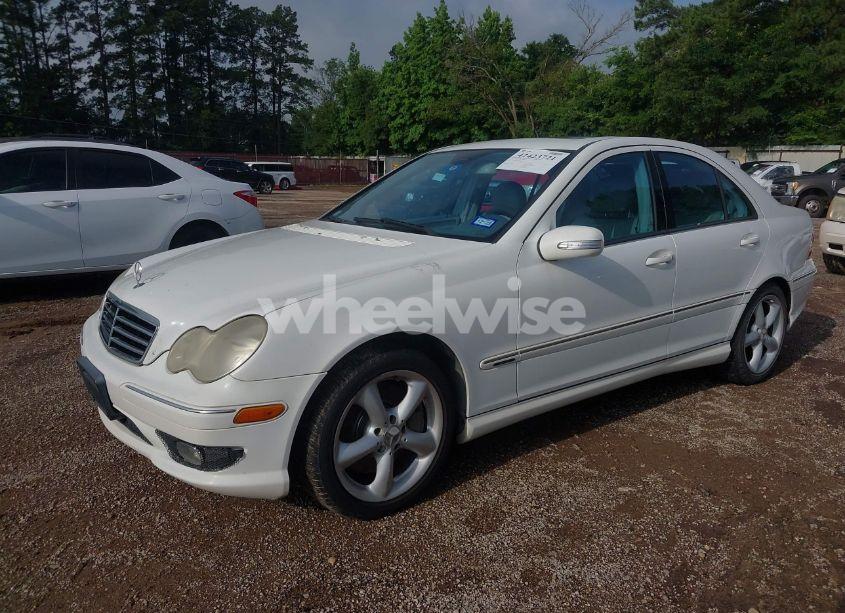 Photo 2 of 2005 Mercedes-benz C 230 KOMPRESSOR SPORT (VIN WDBRF40J95F664371)