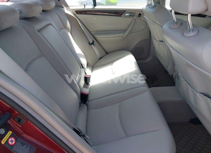 Photo 8 of 2001 Mercedes-benz C 240 (VIN WDBRF61J21F056048)