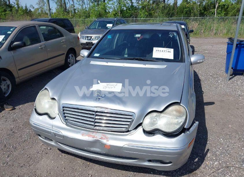Photo 6 of 2001 Mercedes-benz C 240 (VIN WDBRF61J21F090703)