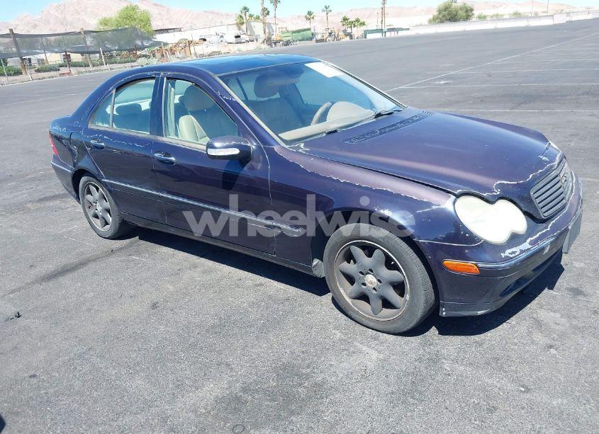 2003 Mercedes-benz C 240 (VIN WDBRF61J43E010505) main photo