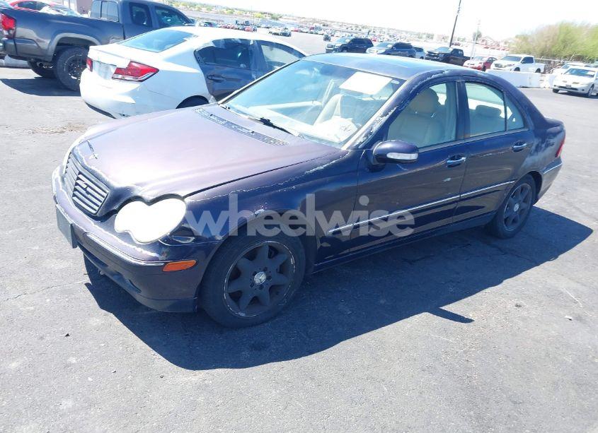 Photo 2 of 2003 Mercedes-benz C 240 (VIN WDBRF61J43E010505)