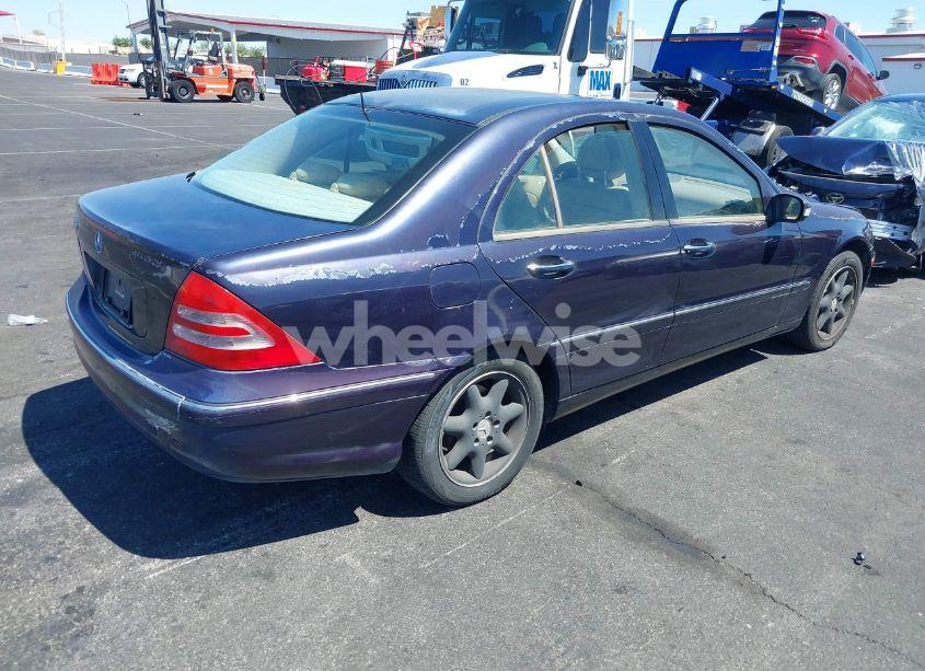 Photo 4 of 2003 Mercedes-benz C 240 (VIN WDBRF61J43E010505)