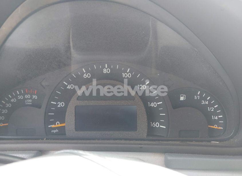Photo 7 of 2002 Mercedes-benz C 240 (VIN WDBRF61J62E008897)