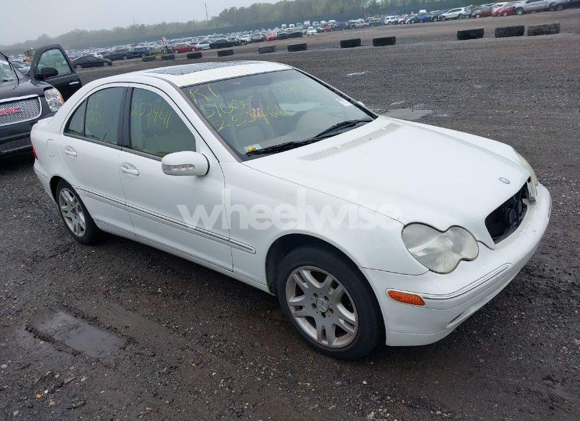 2003 Mercedes-benz C 240 (VIN WDBRF61J63F390375) main photo