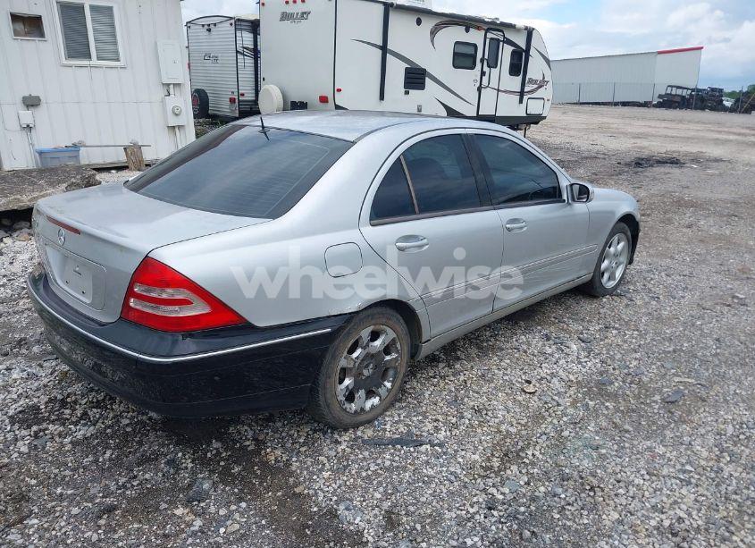 Photo 4 of 2001 Mercedes-benz C 240 (VIN WDBRF61J81F074604)