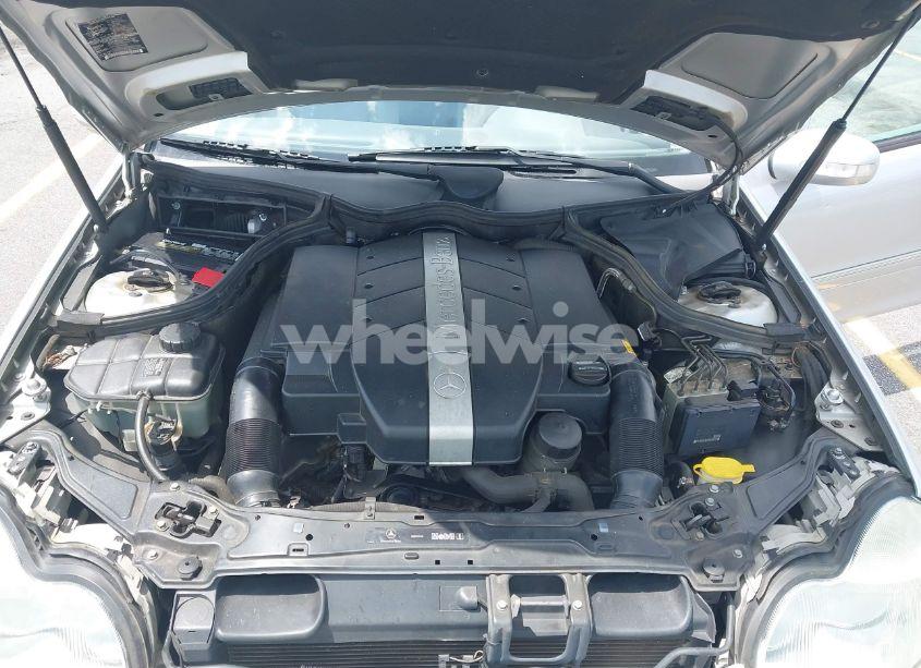 Photo 10 of 2002 Mercedes-benz C 240 (VIN WDBRF61J92F276921)
