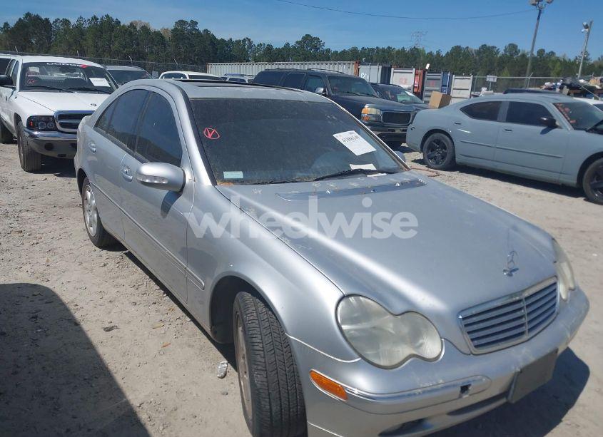 2003 Mercedes-benz C 240 (VIN WDBRF61J93F318392) main photo