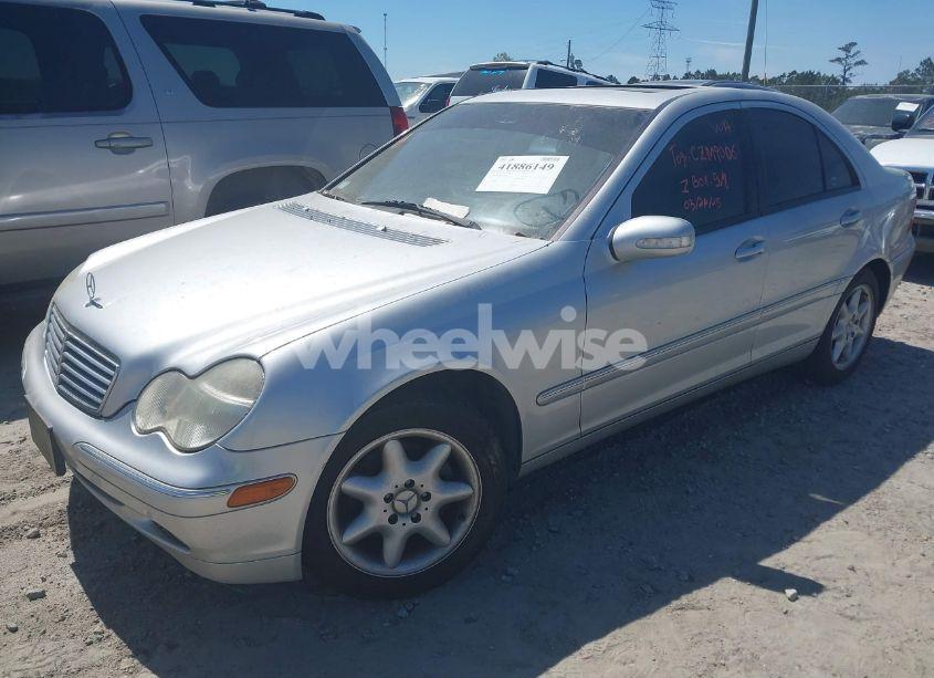 Photo 2 of 2003 Mercedes-benz C 240 (VIN WDBRF61J93F318392)