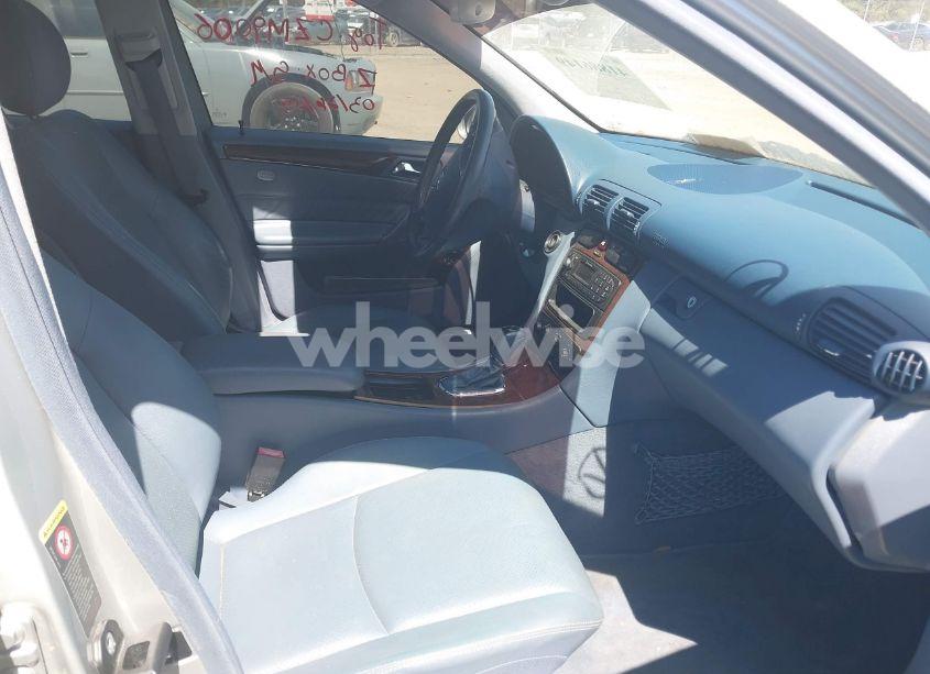 Photo 5 of 2003 Mercedes-benz C 240 (VIN WDBRF61J93F318392)