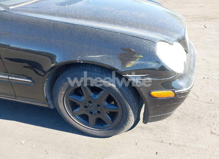 Photo 12 of 2004 Mercedes-benz C 240 (VIN WDBRF61J94A554538)