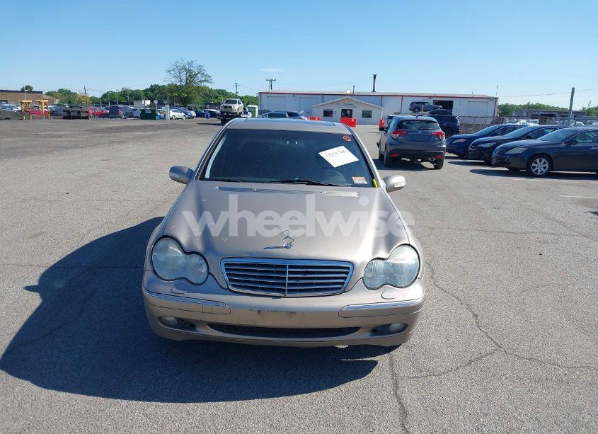 Photo 6 of 2001 Mercedes-benz C 240 (VIN WDBRF61JX1F094000)