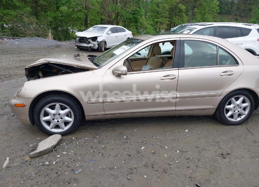 Photo 14 of 2003 Mercedes-benz C 320 SPORT (VIN WDBRF64J03F298111)