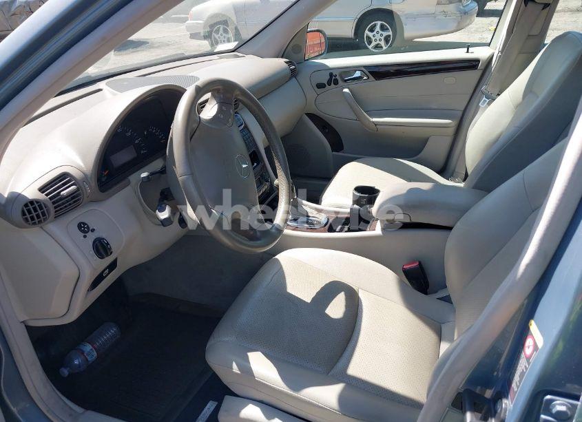 Photo 5 of 2004 Mercedes-benz C 320 SPORT (VIN WDBRF64J34F501106)