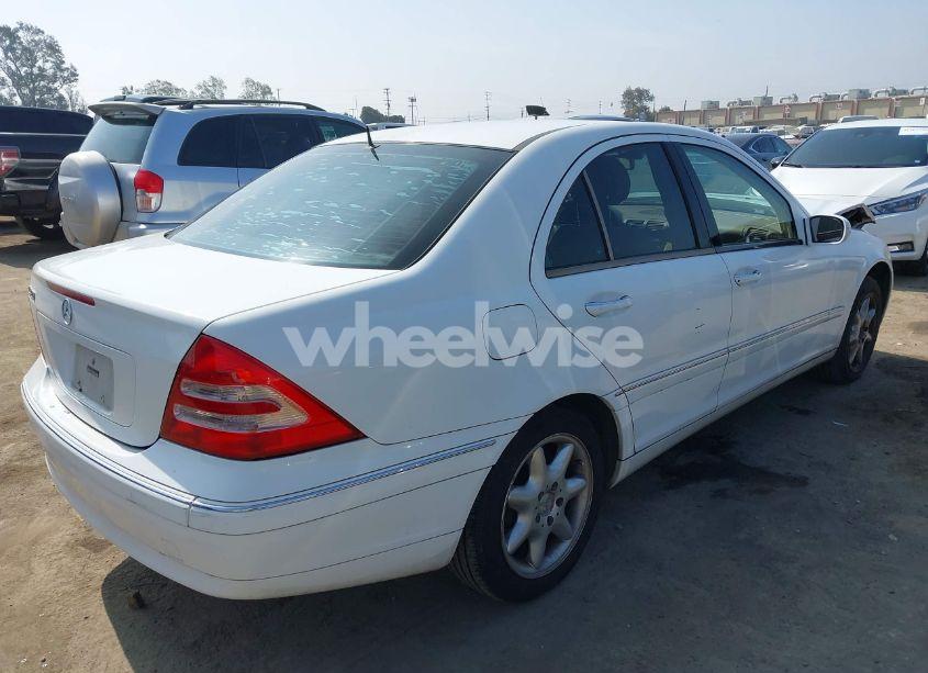 Photo 4 of 2001 Mercedes-benz C 320 (VIN WDBRF64J71F085525)
