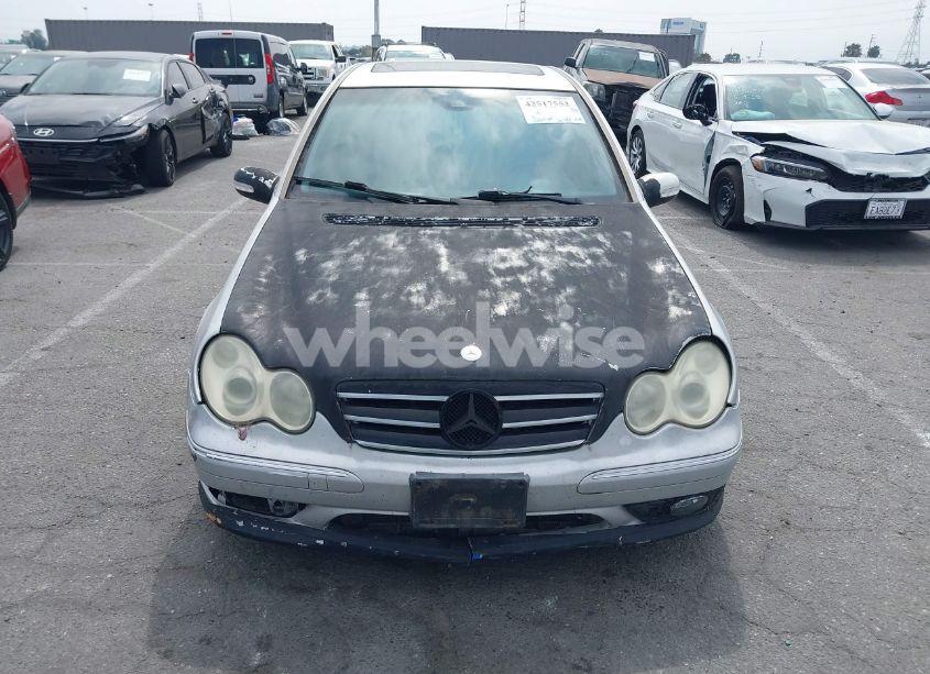 Photo 6 of 2002 Mercedes-benz C 32 AMG (VIN WDBRF65JX2F222750)