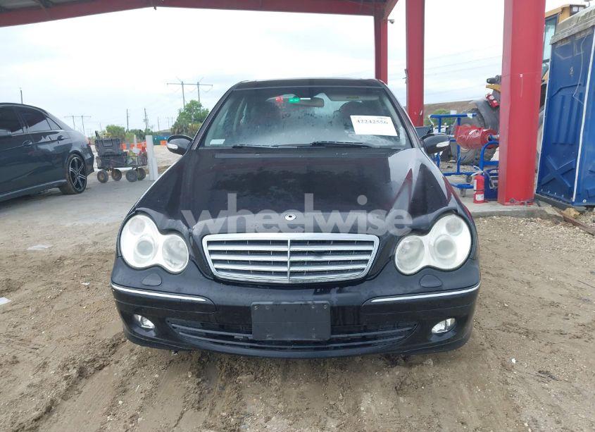 Photo 6 of 2005 Mercedes-benz C 240 LUXURY 4MATIC (VIN WDBRF81J05F557070)