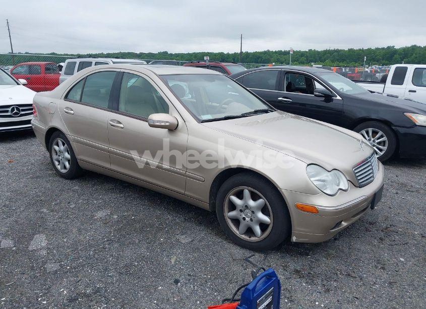 2004 Mercedes-benz C 240 4MATIC (VIN WDBRF81J14F450611) main photo