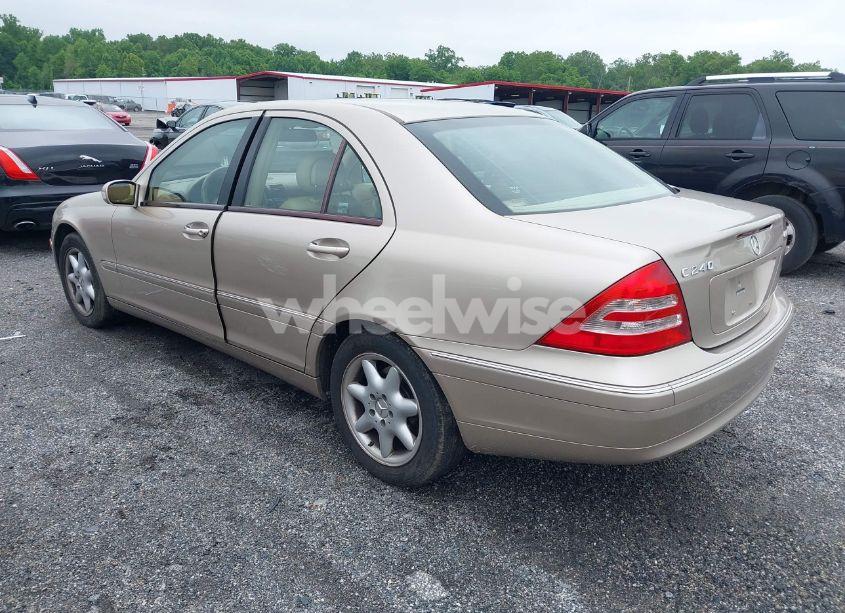 Photo 3 of 2004 Mercedes-benz C 240 4MATIC (VIN WDBRF81J14F450611)