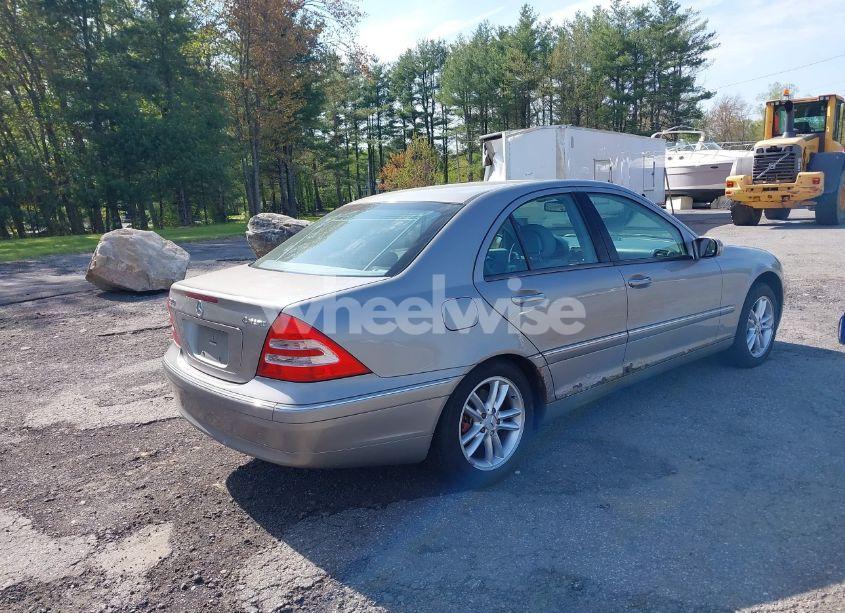 Photo 4 of 2003 Mercedes-benz C 240 (VIN WDBRF81J33F416250)