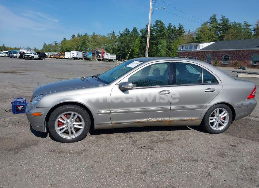 Photo 6 of 2003 Mercedes-benz C 240 (VIN WDBRF81J33F416250)
