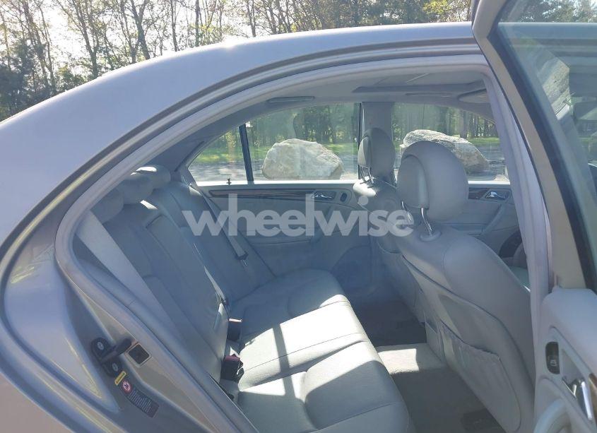 Photo 8 of 2003 Mercedes-benz C 240 (VIN WDBRF81J33F416250)