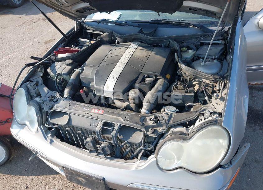 Photo 10 of 2005 Mercedes-benz C 240 LUXURY 4MATIC (VIN WDBRF81J65F665841)